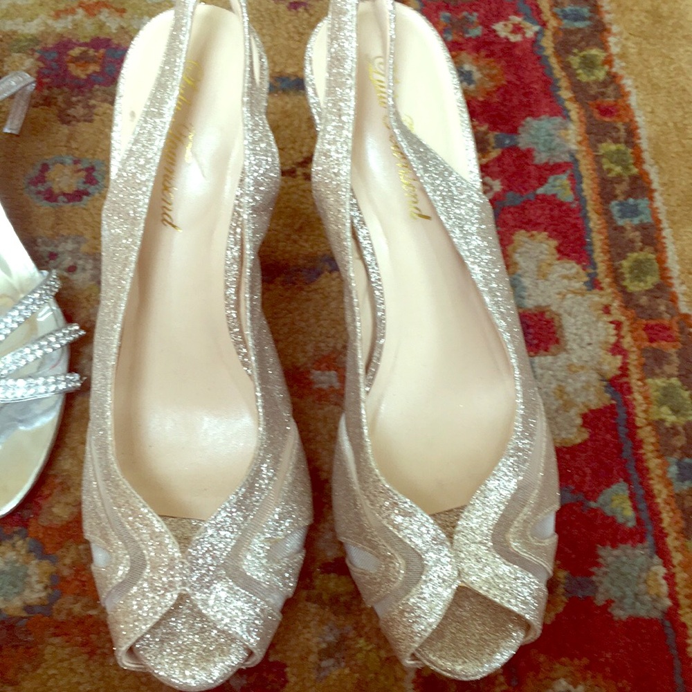Prom shoes